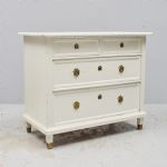 1419 3331 CHEST OF DRAWERS